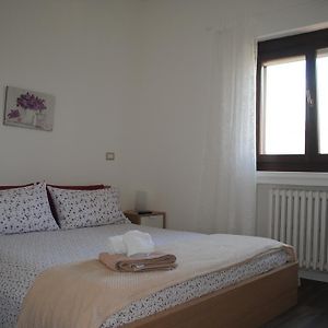 Camera con letto king size
